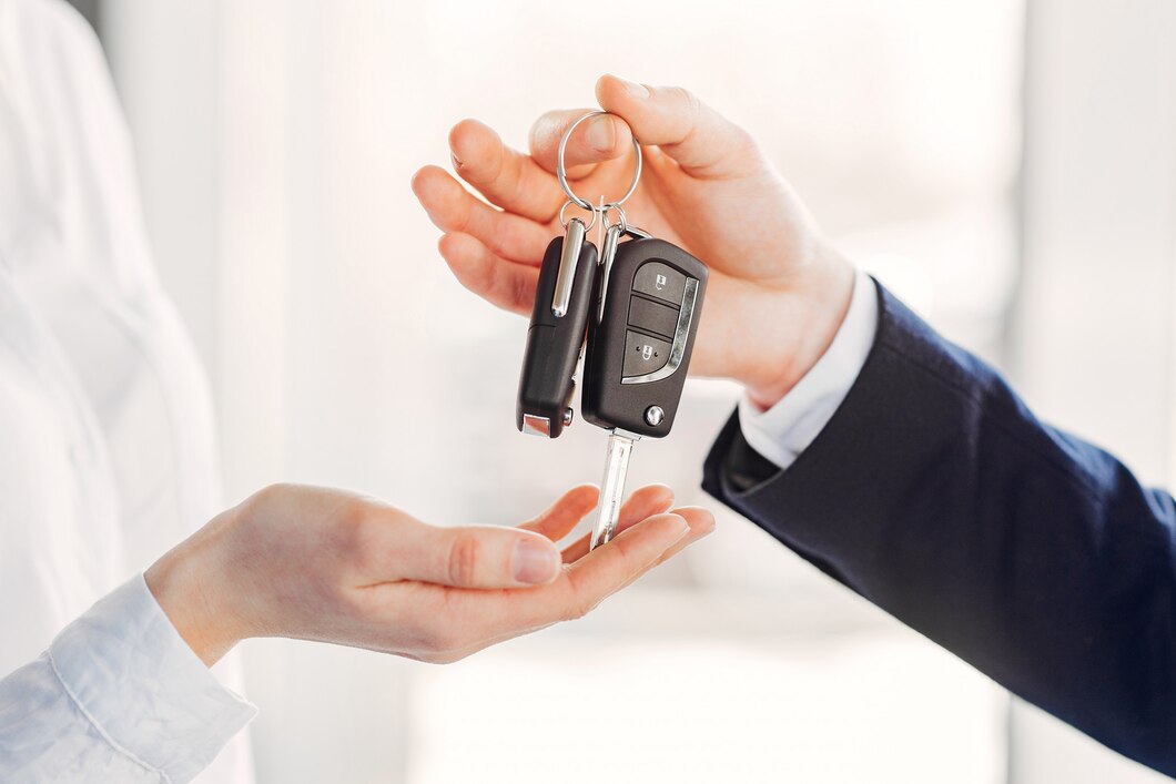 Why More Owners Prefer to Sell Car Under 5 Years Dubai Through Direct Buyers?