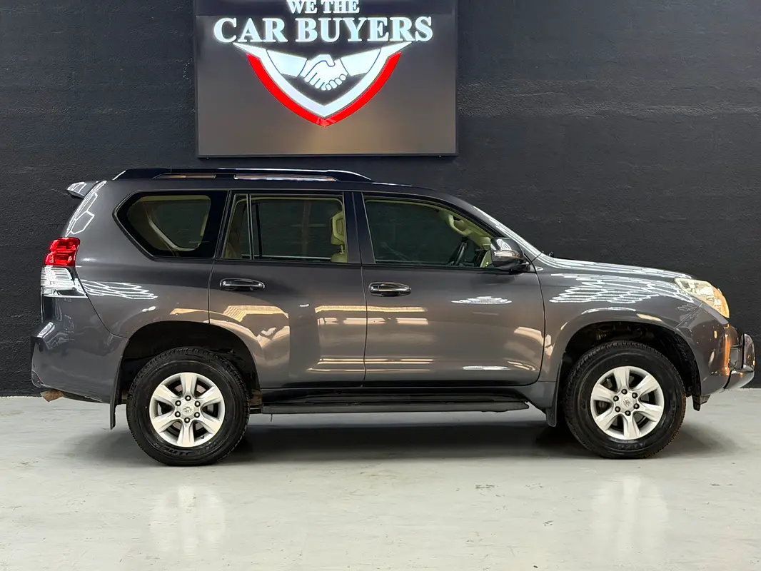 TOYOTA PRADO