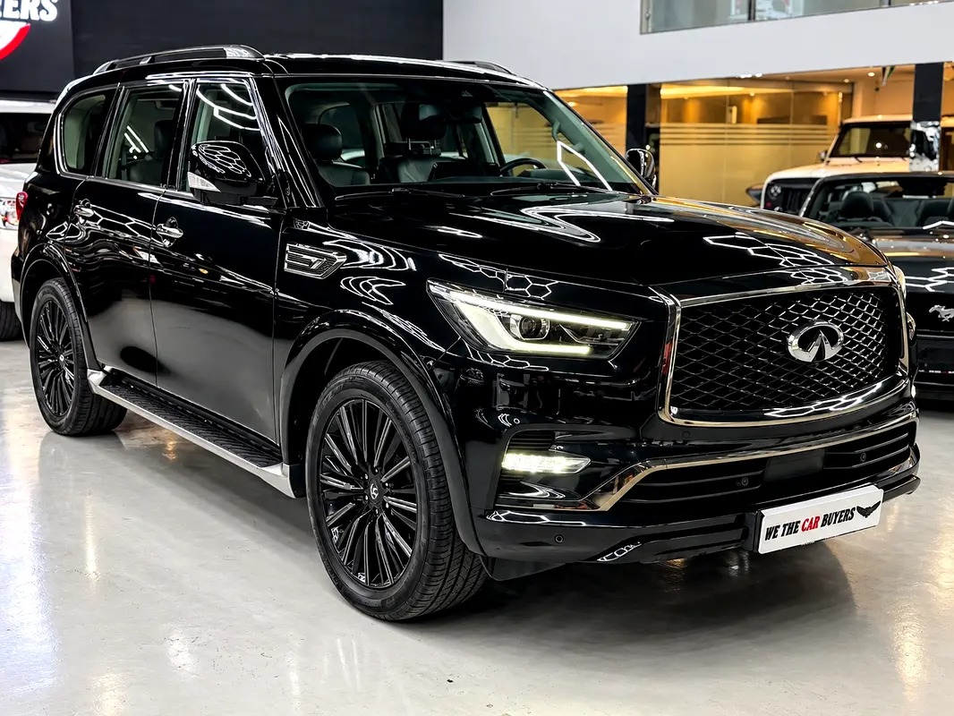 Infiniti QX80 LUXE
